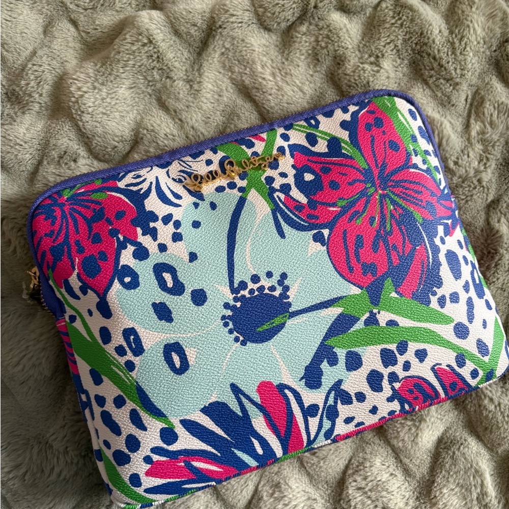 Lilly Pulitzer Floral Cosmetic Bag - Blue and Pink